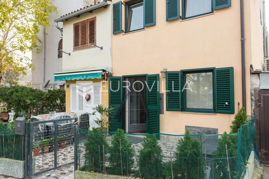 istra, rovinj, predivna kuća od 75 m² u centru grada s pogledom na more - slika 26