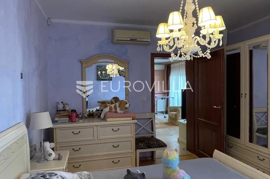 medulin, pješčana uvala, uređeni stan na traženoj lokaciji - slika 7