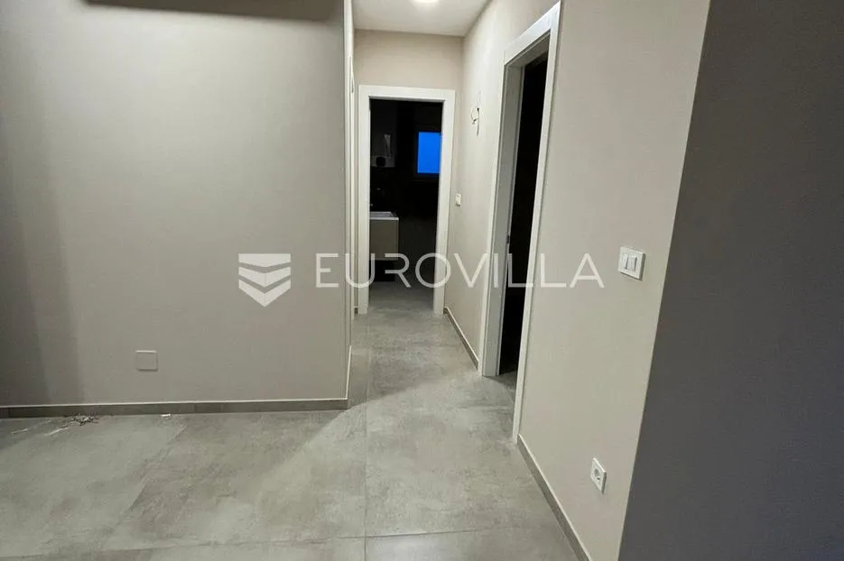 zadar, privlaka, luksuzno opremljen dvosoban stan 65,90 m² s vrtom - slika 7