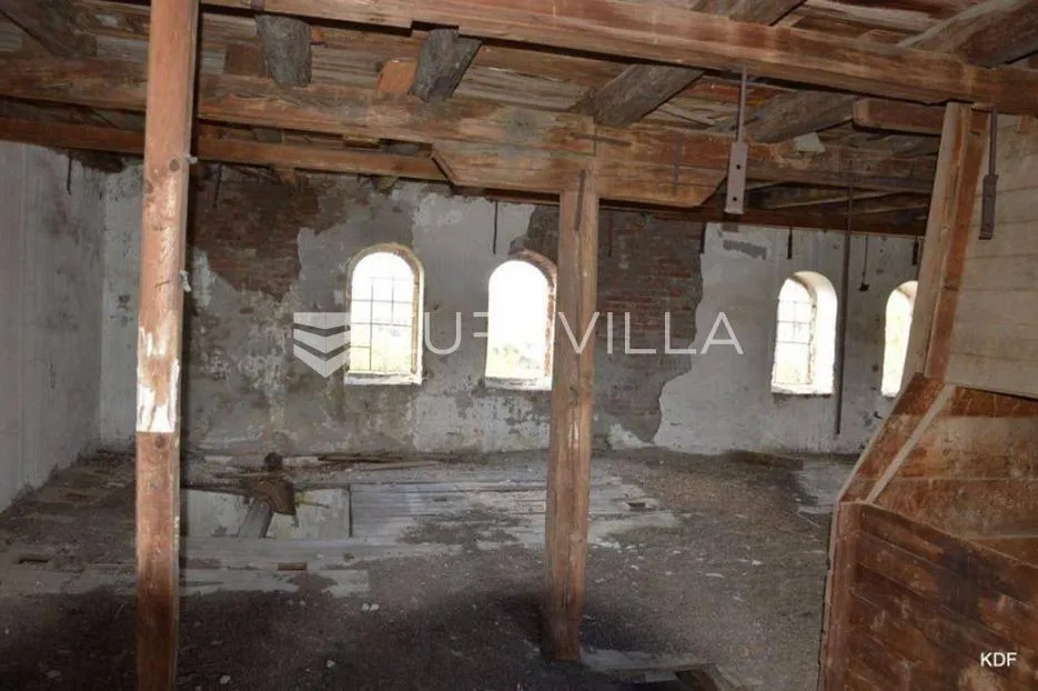 osijek, bilje, prodajemo stari mlin površine 850 m2. - slika 11