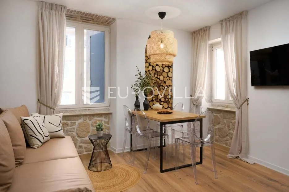 istra, rovinj, predivan stan od 50 m² u centru grada - slika 2