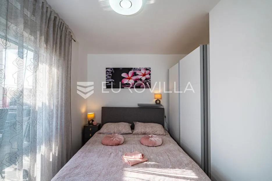 zadar, gornji karin, moderna kuća s bazenom i dva apartmana, 200 m od mora - slika 11