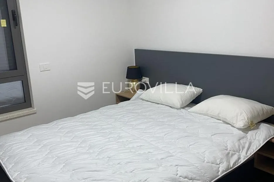 zadar, borik prekrasan moderan dvosoban stan s vrtom, dugoročan najam 113 m² - slika 6