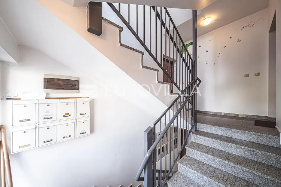 zagreb, maksimir, donji bukovac, odličan trosoban stan 61,65 m² - slika 13