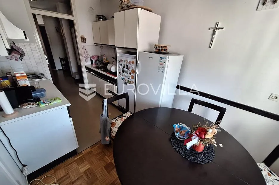 karlovac, novi centar, stan 58,50 m², odlična lokacija - slika 4