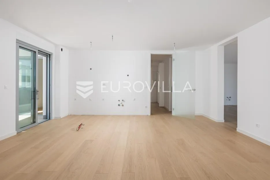 opatija, centar, atraktivan višesoban stan u novogradnji s 4 parkirna mjesta nkp 254 m2 - slika 35