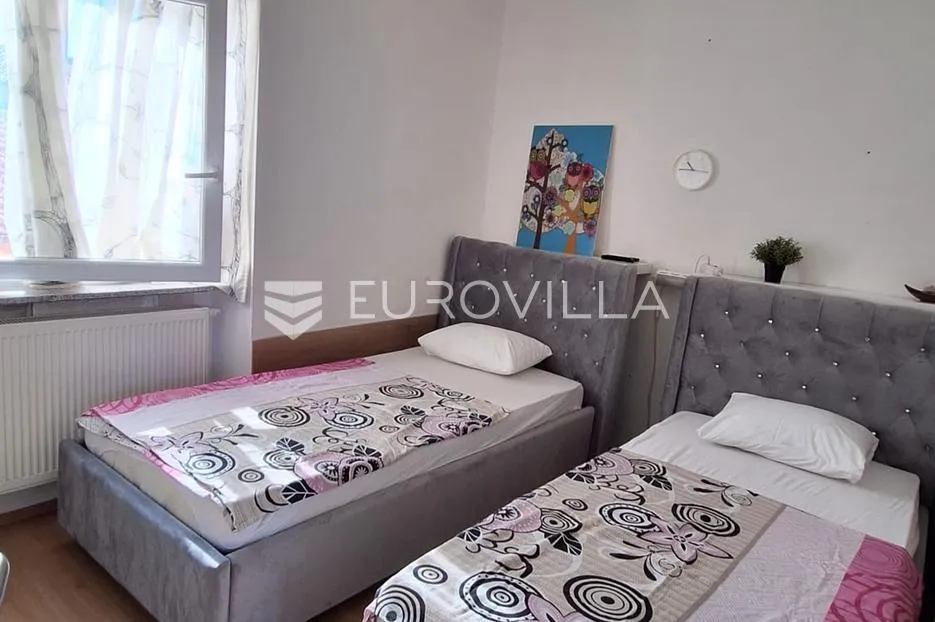pula, centar: adaptiran trosoban stan 51 m², 100 m od arene, 1. kat, vrhunska lokacija - slika 11