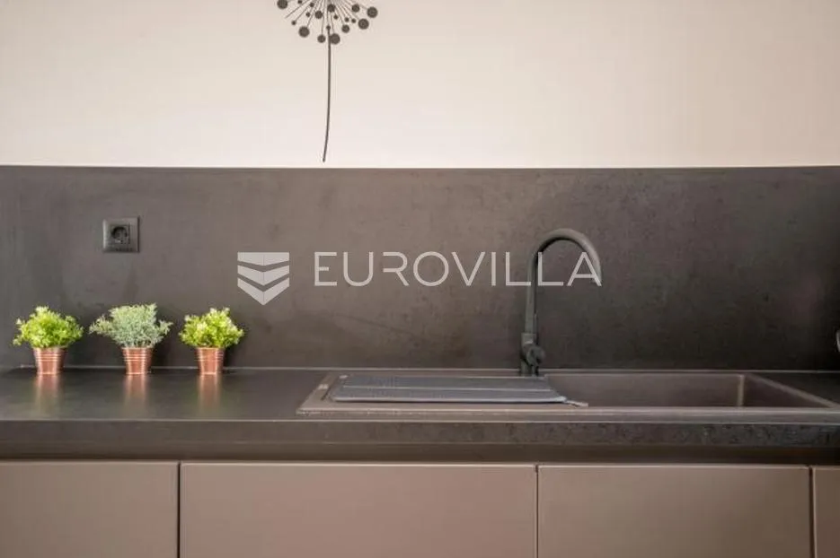 zadar, crno, moderna vila na predivnoj privatnoj lokaciji - slika 21