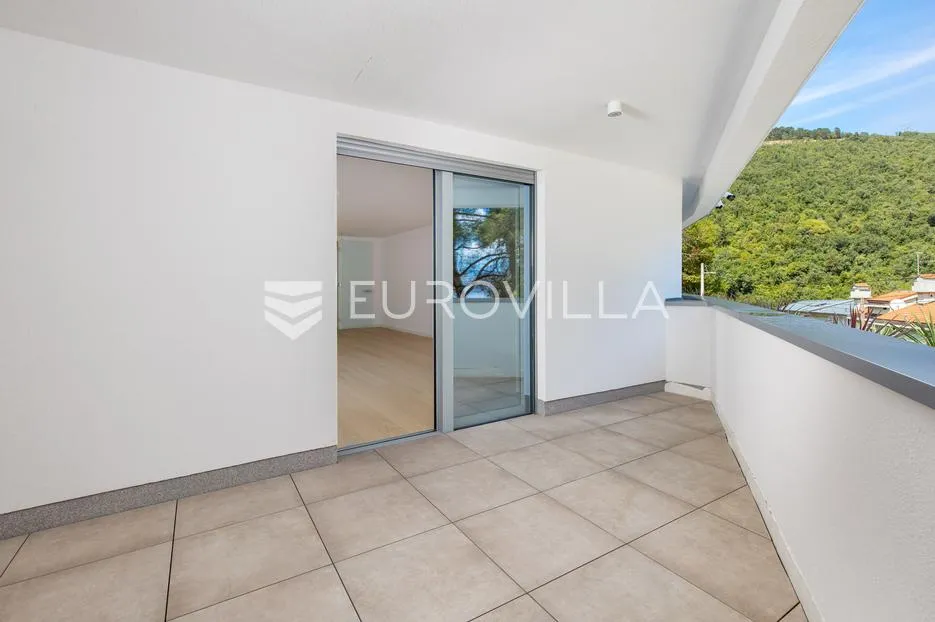 opatija, centar, dvosoban stan u novogradnji nkp 112 m2 - slika 22