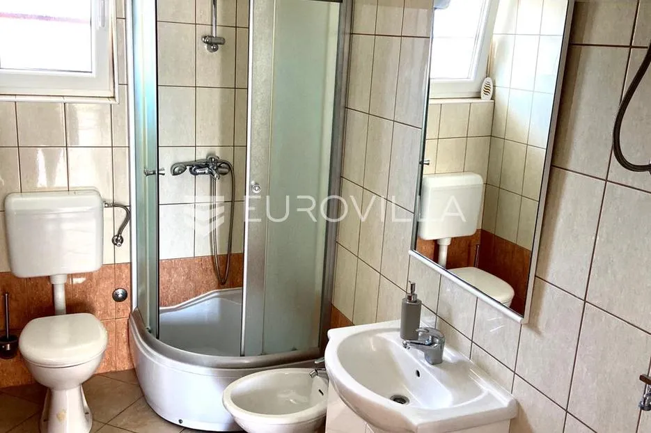 šolta, nečujam, samostojeća kuća s prekrasnim pogledom na more - slika 16