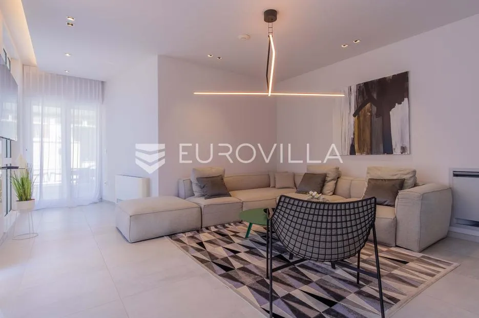 istra, funtana, moderna vila 180 m² s bazenom i privatnim parkingom - slika 4