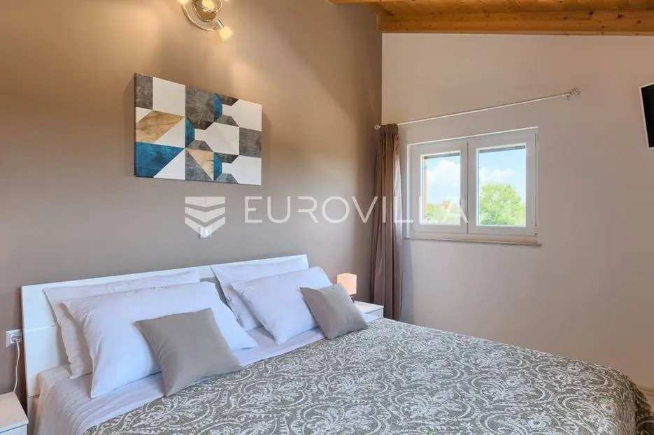 istra, fažana, villa sa bazenom i direktnim pogledom na fažanu i brijune - slika 30