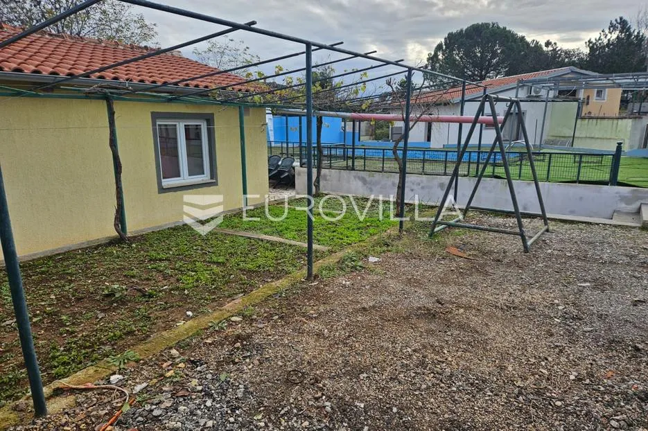 istra, rovinj okolica, prizemnica 70 m² s bazenom na parceli od 550 m² - slika 4