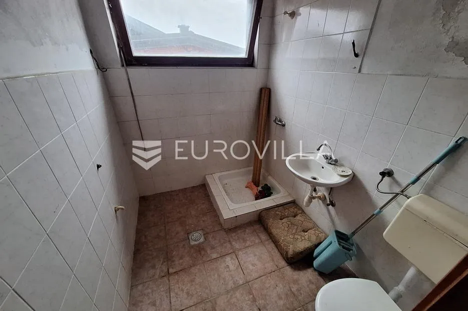 duga resa, mrežnički brig, kuća 360 m², 150 m do mrežnice i kupališta - slika 9