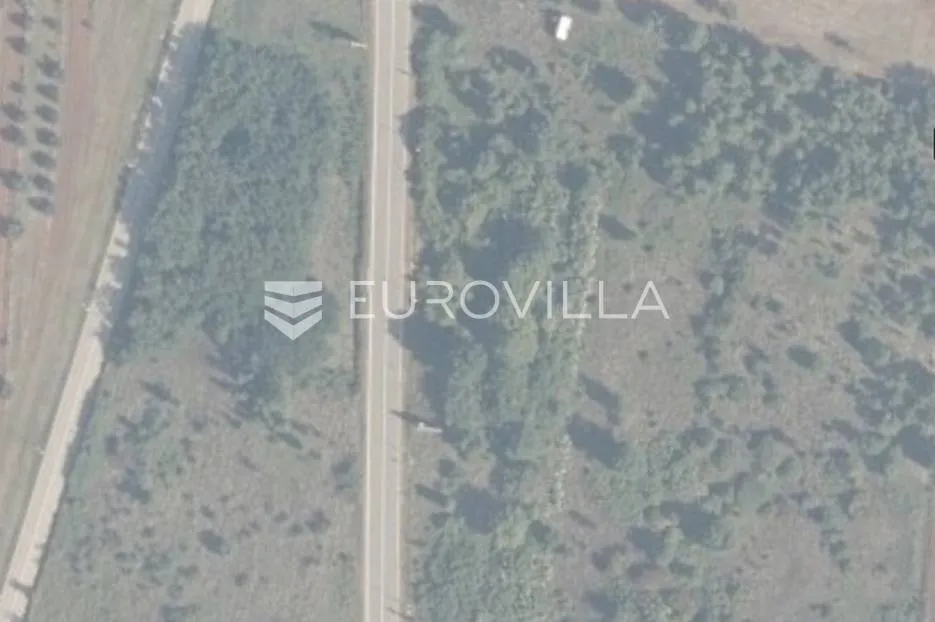 poreč, poljoprivredno zemljište u prenamjeni 864 m2 - slika 1