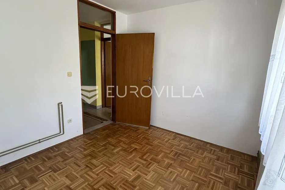vukovar, mitnica, stan 64,10 m² spremište/podrum 17 m² - slika 8