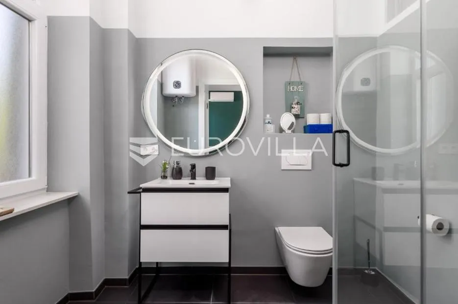 opatija, adaptiran stan 100 m², drugi red do mora, dva balkona - slika 12