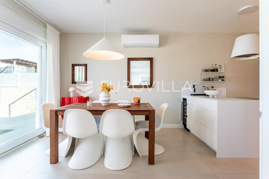 rogoznica, ražanj, prekrasna kuća s bazenom i pogledom na more, 390,51 m² - slika 7