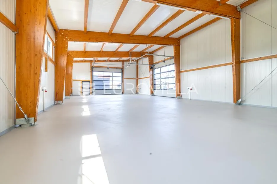 Zaprešić, Prigorje Brdovečko, industrijska zona, proizvodno prodajna hala/zgrada 510 m2 - Brdovec