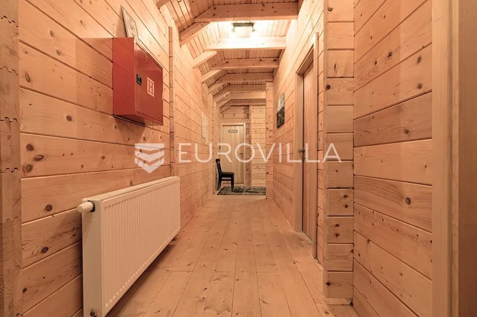 baranja, poslovni kompleks od 6 kuća za najam na 16.000 m² površine - slika 15