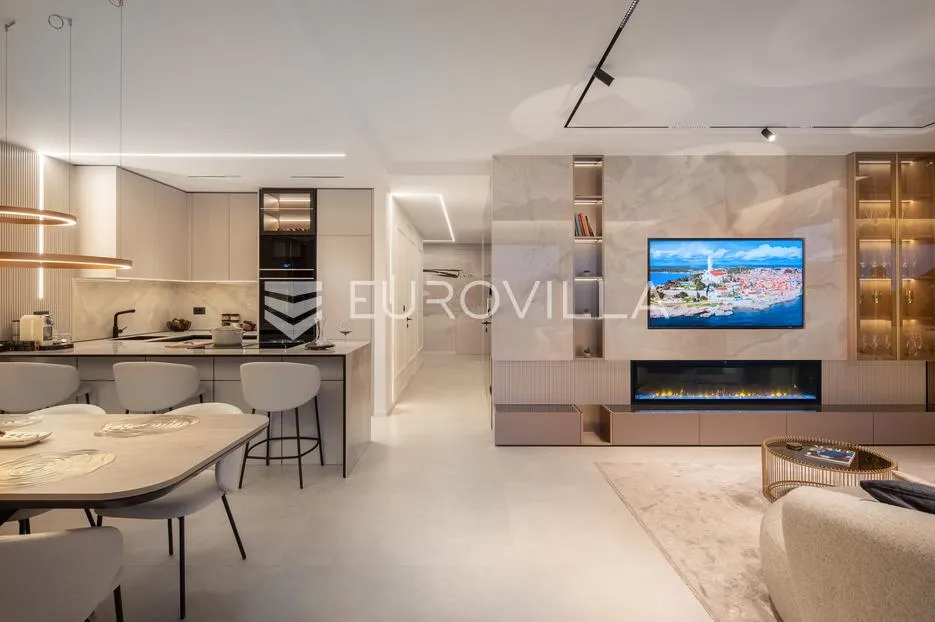 opatija, luksuzan četverosoban stan s privatnim bazenom 220,92 m² - slika 28