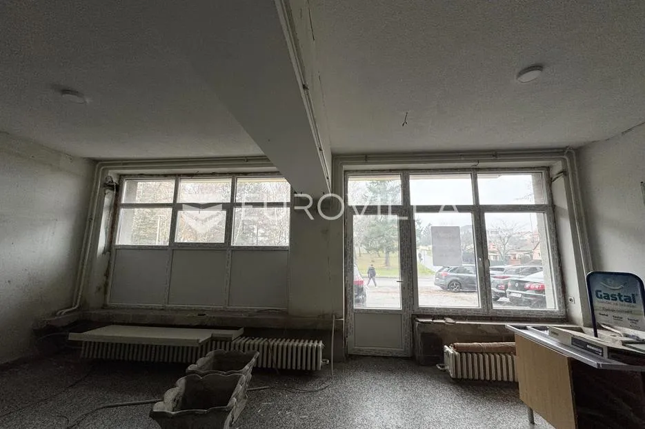 đakovo, centar, poslovni prostor 98 m2 odlična lokacija - slika 3