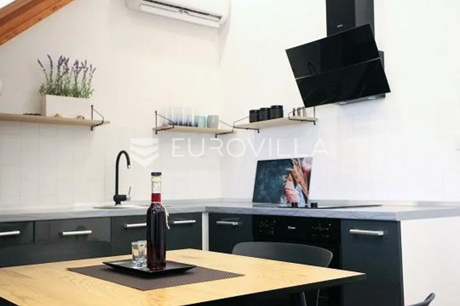split, autentična kamena kuća u srcu grada, dobri - slika 6