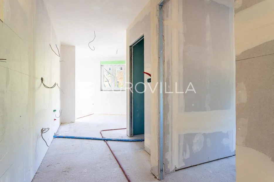 makarska, stan s pogledom na more, prenamijenjen u dva jednosobna apartmana, novogradnja - slika 9