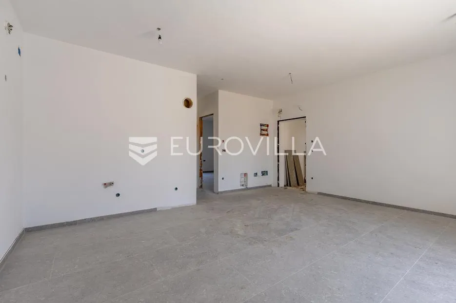 istra, zambratija, dvosoban stan na prvom katu s dvije terase i blizinom mora - slika 4