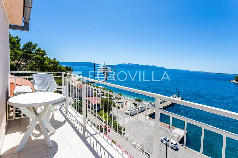 drvenik, makarska rivijera, više apartmanska kuća prvi red do mora - slika 6