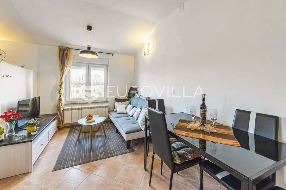 pula, apartmanska kuća na izoliranoj lokaciji - slika 4