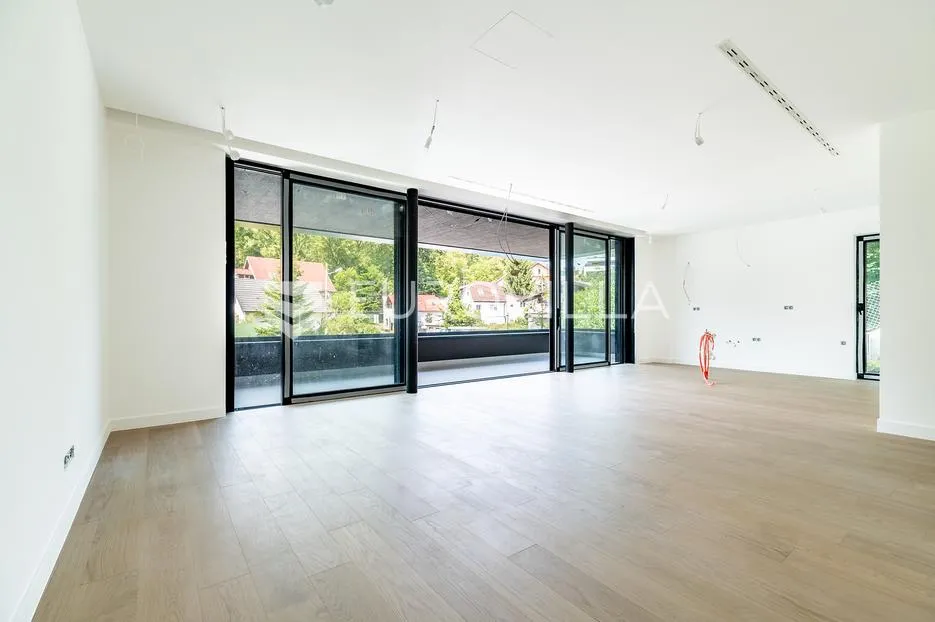 Tuškanac, Kraljevec, četverosoban stan na 1. katu 205 m² NOVOGRADNJA - Zagreb
