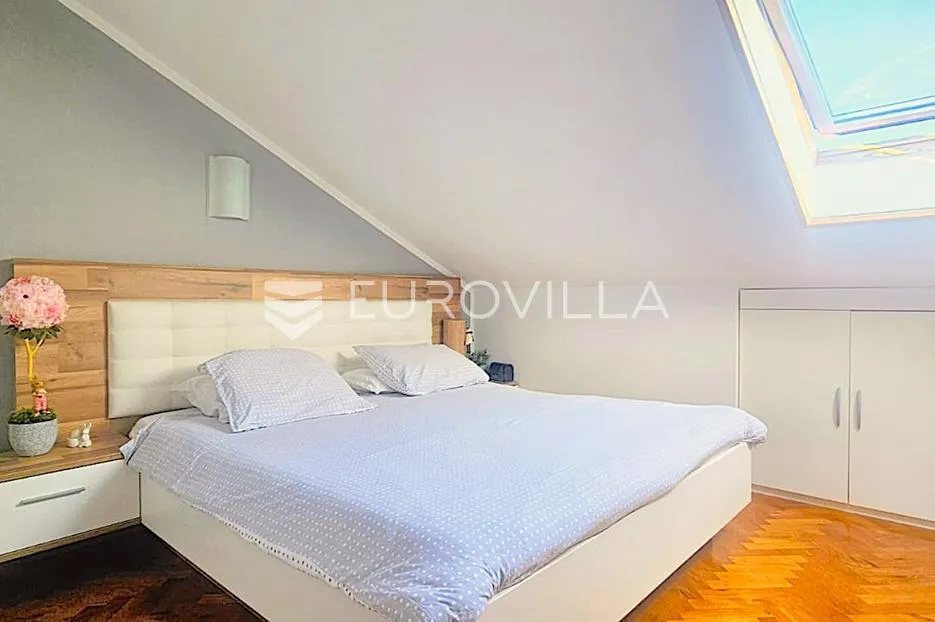 kaštel stari, trosoban stan 73 m² s pogledom na more uz parkirno mjesto i ostavu - slika 7
