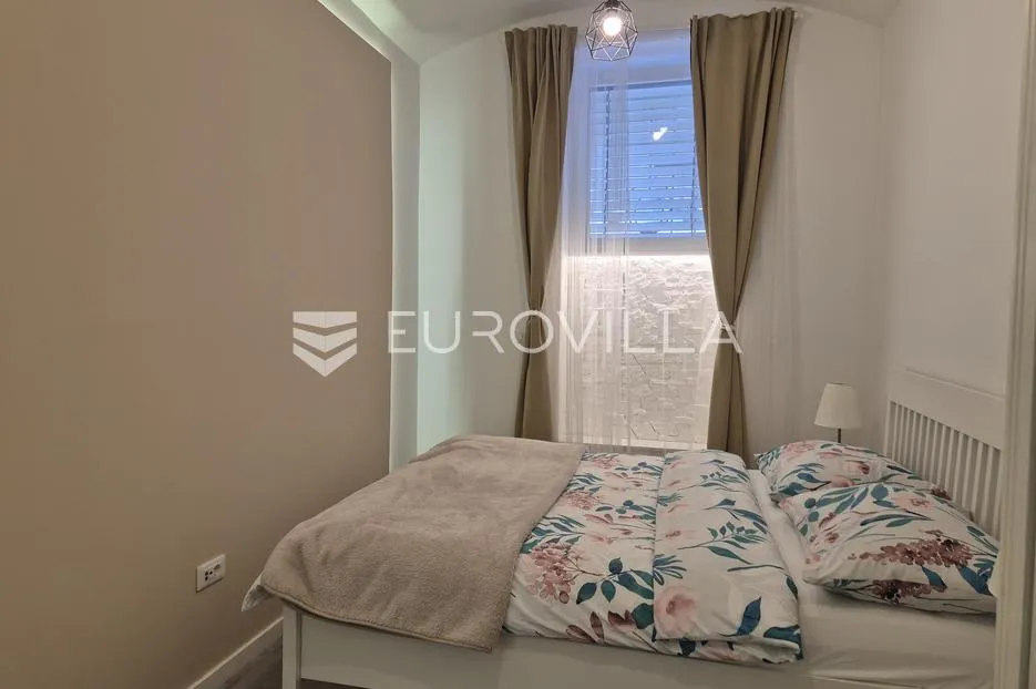zagreb, šenoina, dvosoban stan 42 m² - slika 11