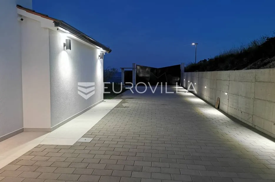 istra, vrh, villa s predivnim panoramskim pogledom - slika 27