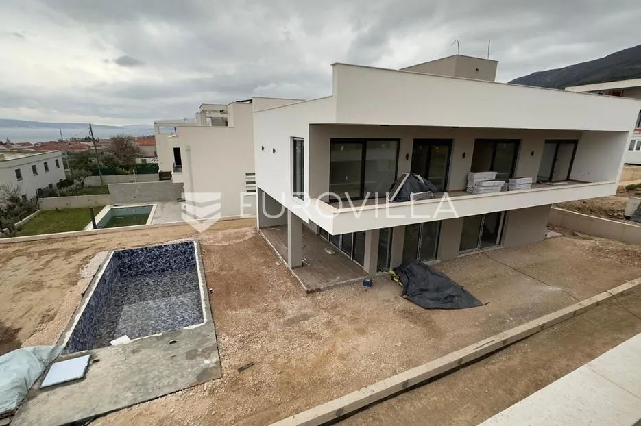 split, kaštel sućurac, v10 – dvojna luksuzna vila s pogledom na more - slika 46