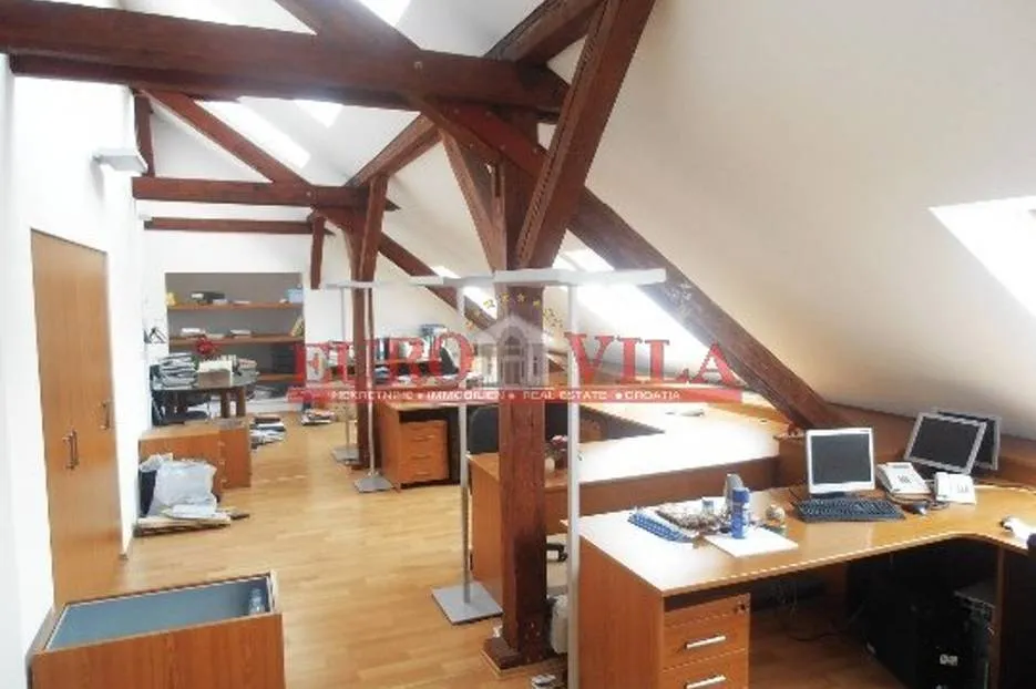trg bana jelačića poslovni prostor 110m2 najam - slika 2