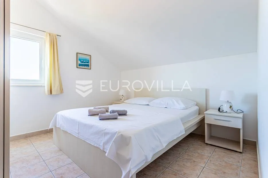 sevid, apartmanska kuća 50 metara od mora - slika 18