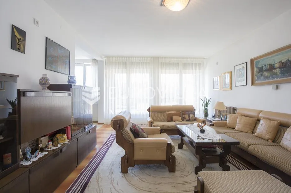 istra, rabac, dvojna kuća s tri stana i garažom s prekrasnim pogledom na more, 154,93 m² - slika 5