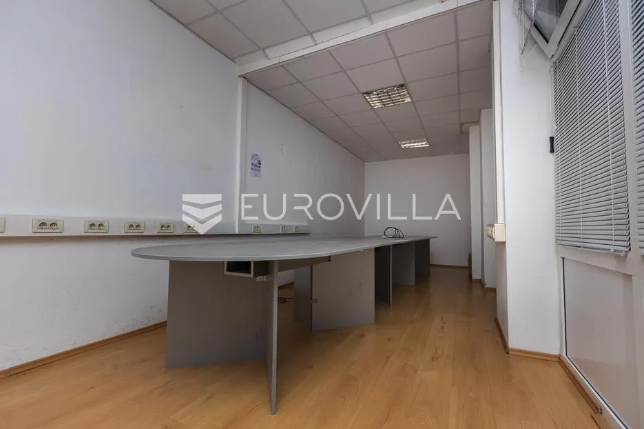 rijeka, centar, poslovni prostora 516 m², 1. kat, lift - slika 18
