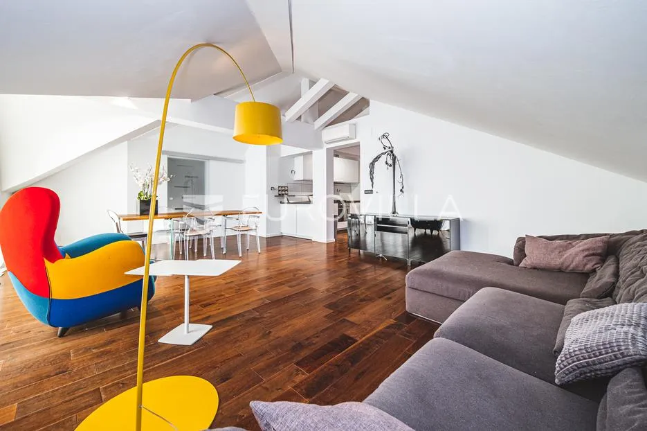 zagreb, trešnjevka, prekrasan trosoban stan 120 m² - slika 3