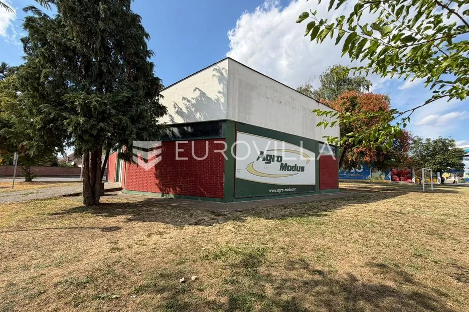 đakovo, strogi centar, poslovna zgrada 755 m² - slika 13