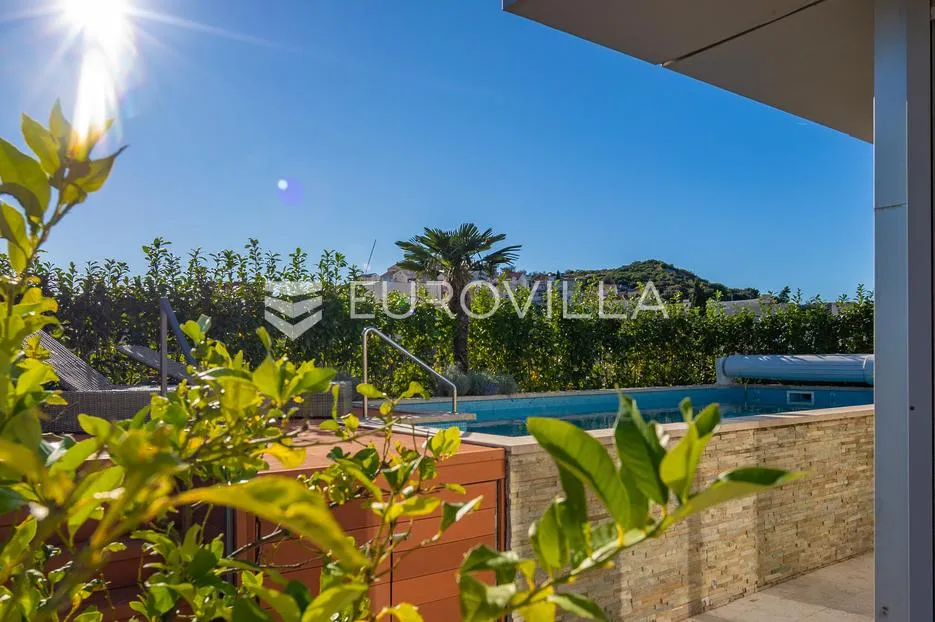 dubrovnik, penthouse s vanjskim bazenom na iznimnoj lokaciji - slika 24