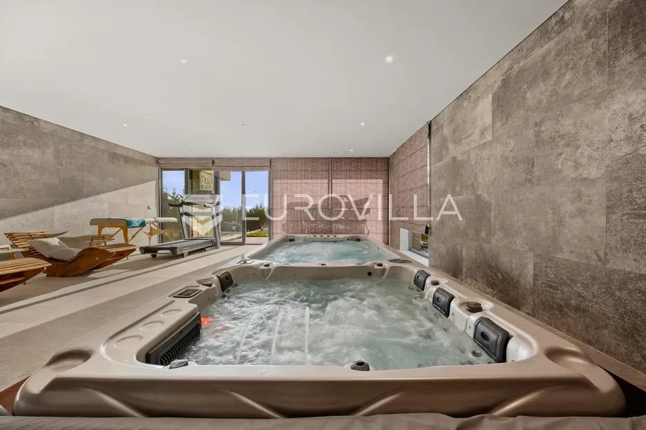 istra, brtonigla, ekskluzivna moderna vila sa pogledom na more i wellness oazom - slika 29