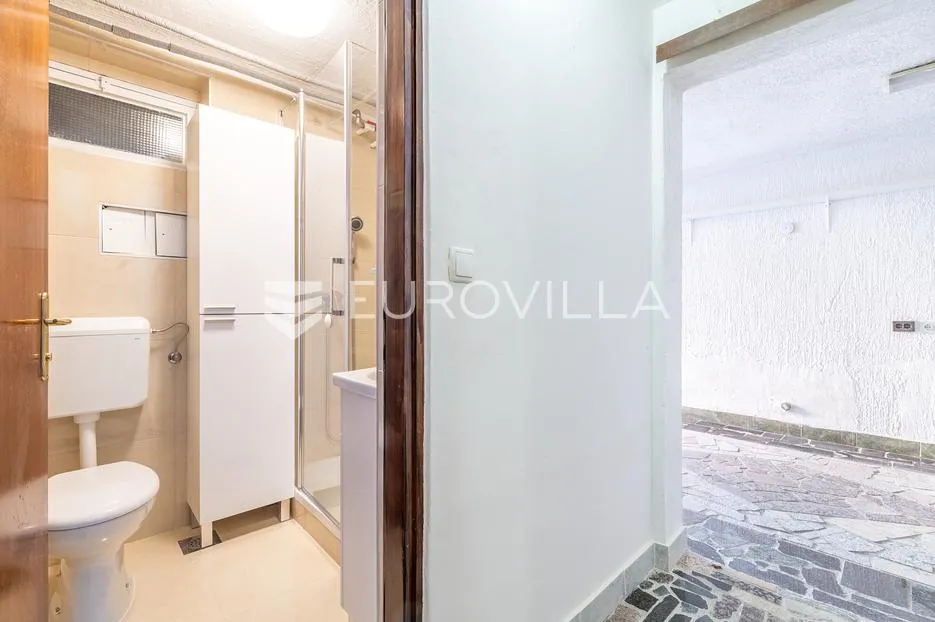 zagreb, dugave, kuća u nizu s vrtom i garažom, 206 m² - slika 10