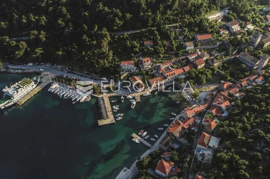 otok šipan, građevinsko zemljište, prvi red do mora - slika 1