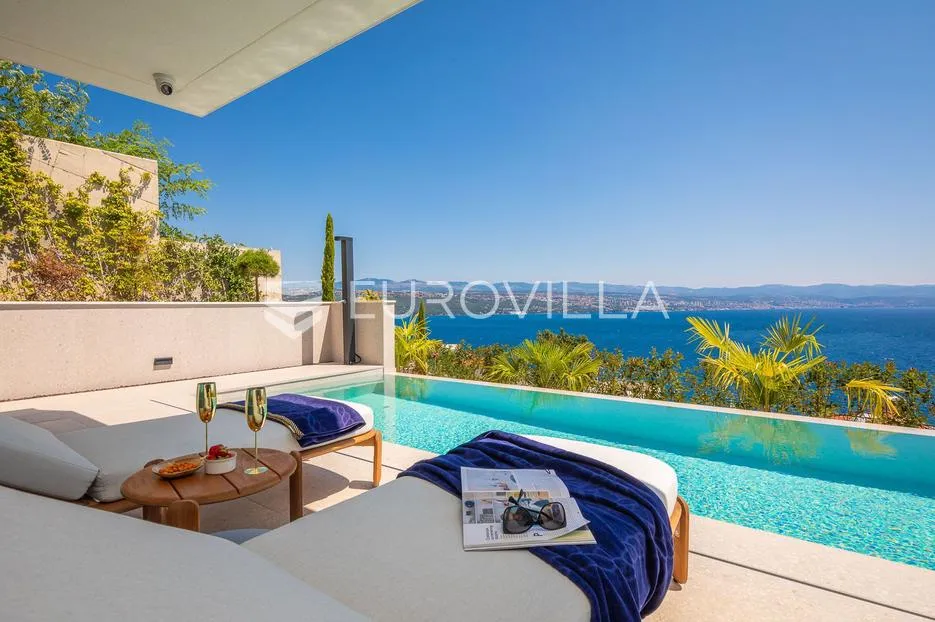 opatija, luksuzan četverosoban stan s privatnim bazenom 220,92 m² - slika 3