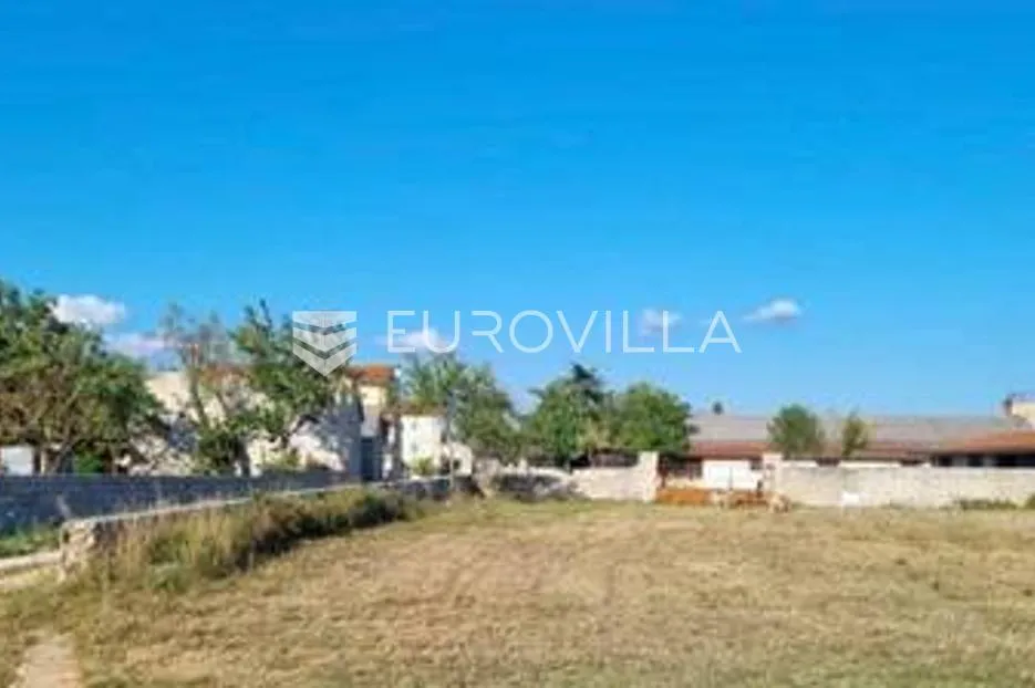 žminj, karlovići, građevinsko zemljište na mirnoj poziciji - slika 3