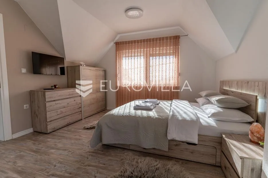 velika, vila za odmor na atraktivnoj lokaciji - slika 33