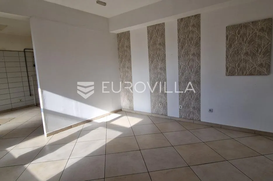 osijek, centar, iznajmljuje se poslovni lokal površine 107 m² - slika 2